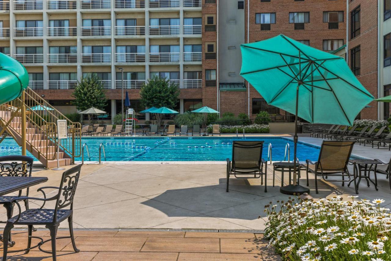 Turf Valley Resort Ellicott City Bagian luar foto