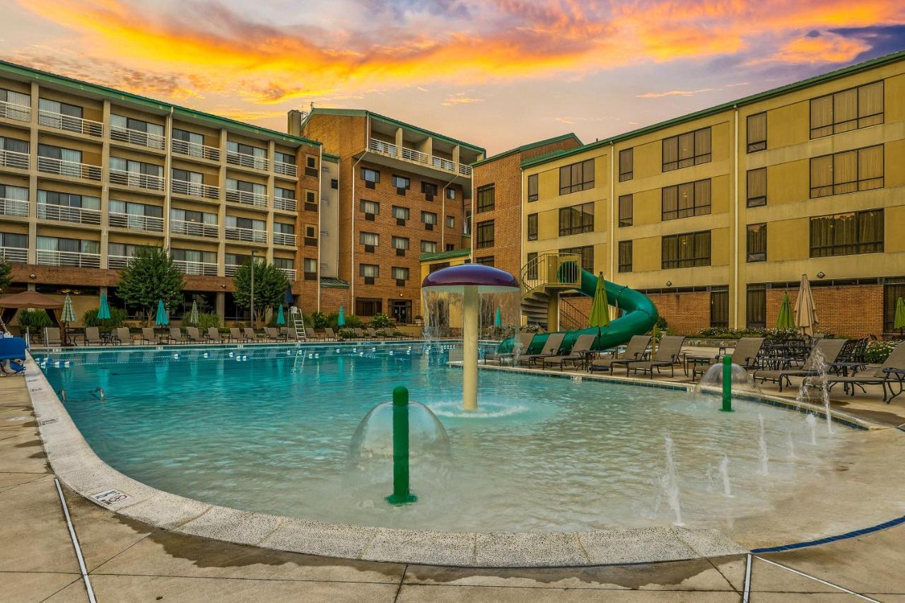 Turf Valley Resort Ellicott City Bagian luar foto