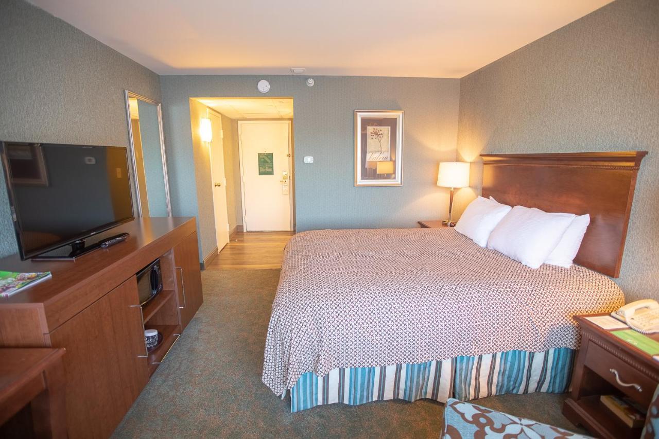 Turf Valley Resort Ellicott City Bagian luar foto