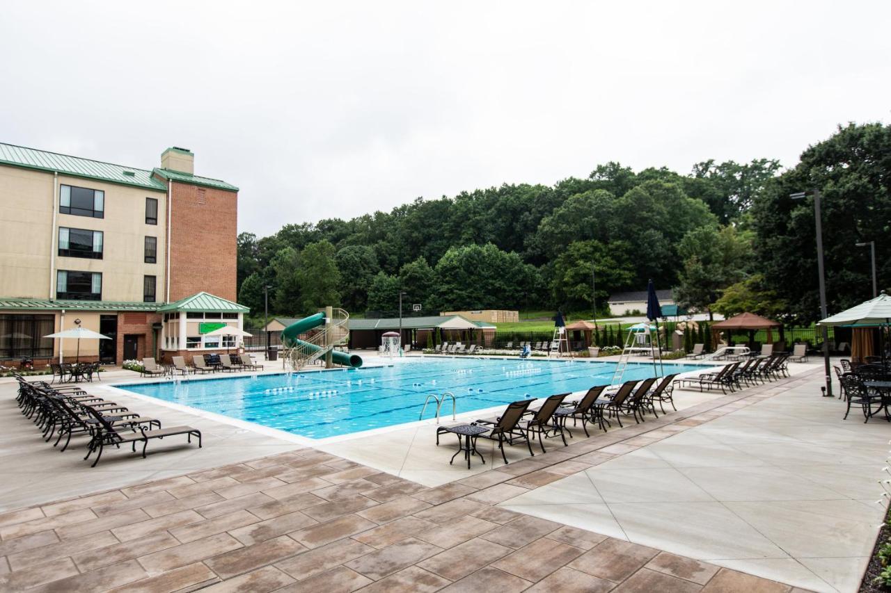 Turf Valley Resort Ellicott City Bagian luar foto
