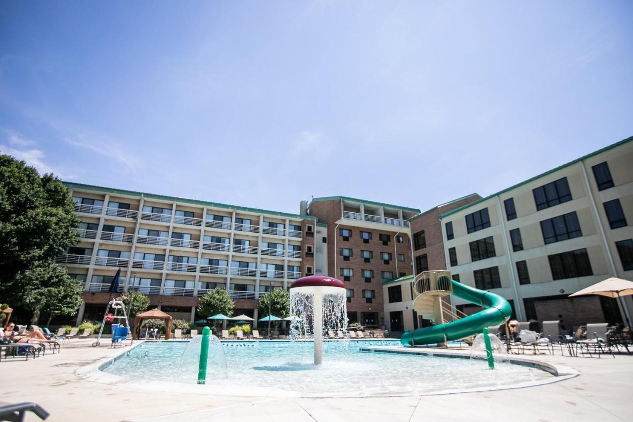 Turf Valley Resort Ellicott City Bagian luar foto