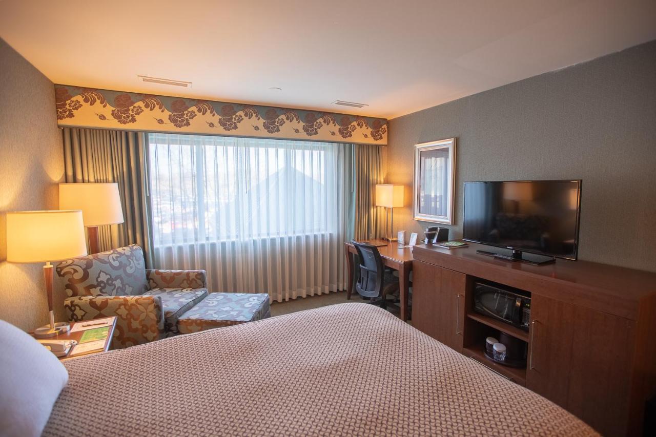 Turf Valley Resort Ellicott City Bagian luar foto