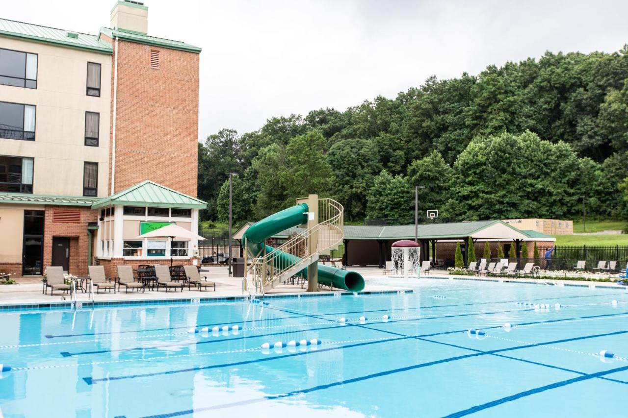 Turf Valley Resort Ellicott City Bagian luar foto